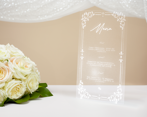 Crystal Clear Acrylic Wedding Dinner Menu Card – Sleek Table Display for Your Culinary Celebration