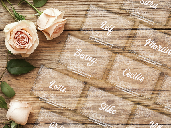 Personalized Classic Romantic Wedding Name Tag – Elegant Seating Cards in Timeless Design for a Dreamy Wedding Reception